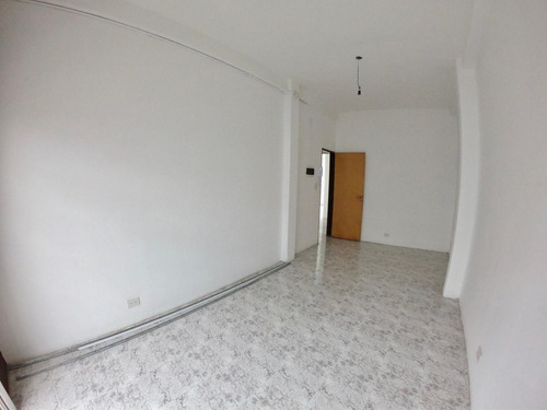 Excelente Inmueble (vivienda, Local Comercial Y Oficinas)