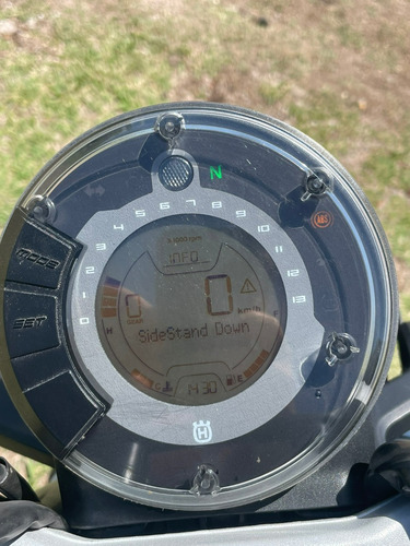Imagen 14 de 17 de Husqvarna Svartpilen