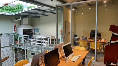 Ph Adaptado Para Uso Comercial, Apto Vivienda - Villa Urquiza- Venta
