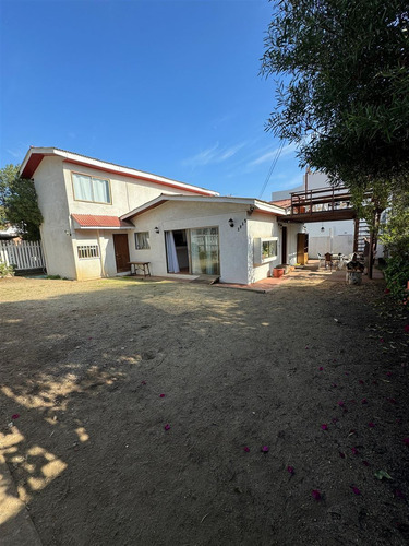 Casa Centrica En Venta De 3 Dorm. En Maitencillo