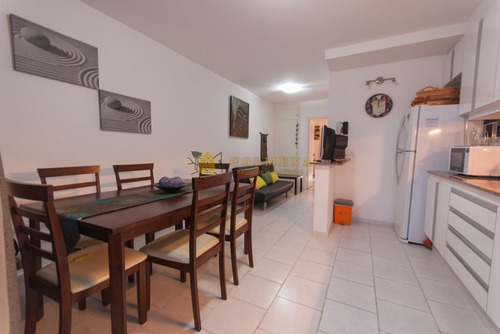 Apartamento En Brava, 1 Dormitorios *- Ref: 3352