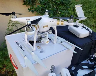 Drone Dji Phantom 3 Professional 4k 2 Bateria + Mochila ++++