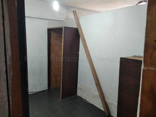 Imagen 9 de 12 de Apartamento En Venta Ruiz Pineda - Caricuao 4
