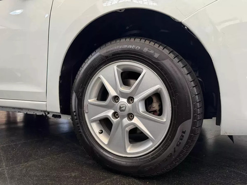 Renault Logan 1.6 Privilege 105cv