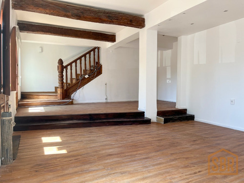 Venta De Casa En Carrasco Sur 6 Dormitorios A Pasos De Arocena
