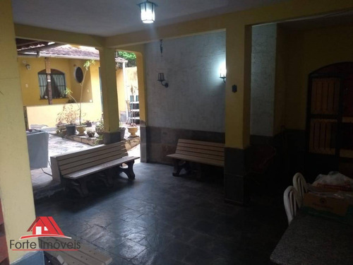 2 Casas C/ 6 Dormitórios No B. Vila Nova - Ca0162