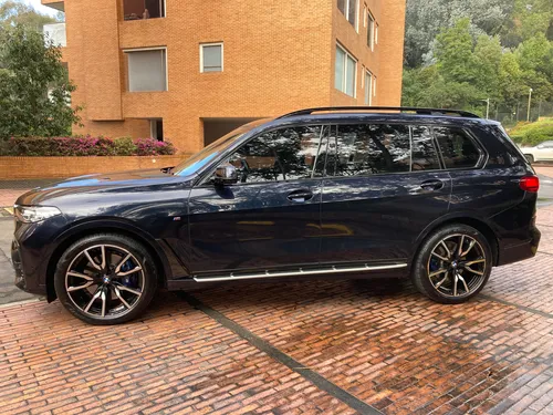 BMW X7 3.0 Xdrive 40i Pure Excelence