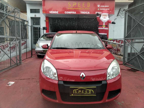 Renault - Sandero 1.0 Expression - 2012 - Troco - Financio
