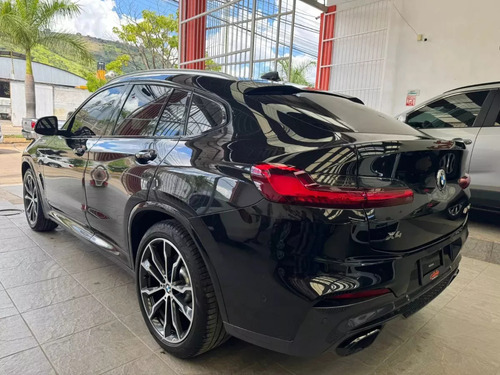 BMW X4 M40iA