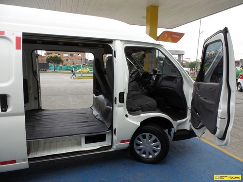 Imagen 14 de 25 de Nissan Urvan Panel Carga