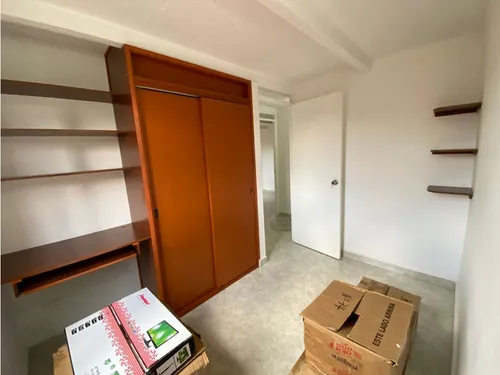 Apartamento En Venta Los Colores, Medellín