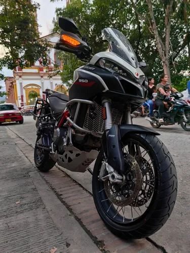 Ducati Multistrada 950s Modelo 2021