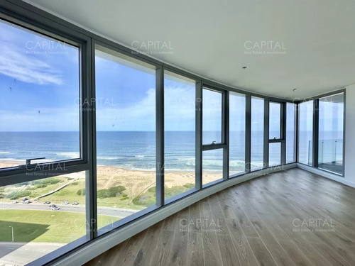 Apartamento Primera Linea De Tres Dormitorios. Punta Del Este - Trump Tower En Venta