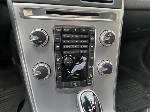 Volvo XC60 2.0 T5 Awd Summum