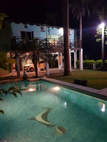 Imagen 5 de 14 de Vendo Chalet 2 Pisos Climatizado En Todos Los Ambientes