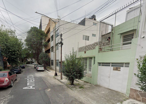 Casa En Colonia Roma Sur Calle Amealco #·14 Colonia Roma Sur Cuauhtémoc. Entre Tepic Y Baja California. Cerca Av. Monterrey, Medellín, Colonia Condesa, Uso 3 Niveles, Cus 400m2, 3 Viviendas. Fl19-za