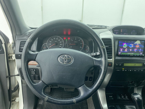 Imagen 17 de 25 de Toyota Land Cruiser Prado 3.0