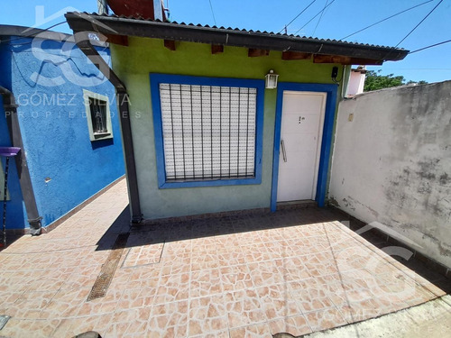 Terreno En Venta Con 5 Casas