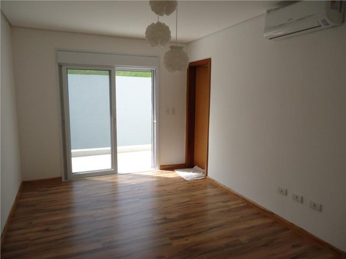 Sobrado Com 3 Dormitórios À Venda, 245 M² Por R$ 1.000.000 - Condomínio Residencial Castanheira - Sorocaba/sp. - So0014 - 67640342