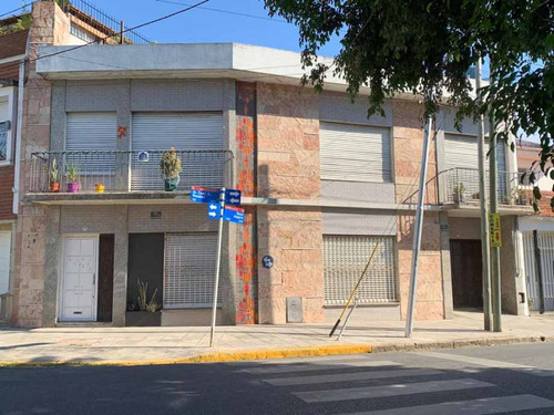 Casa En Venta En Remedios De Escalada Oeste