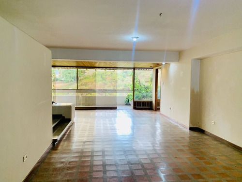 Imagen 7 de 21 de Vendo Pb 340m2 3h+s/2b+s/3p Las Mesetas 4048