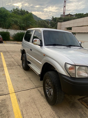 Imagen 3 de 15 de Toyota Meru