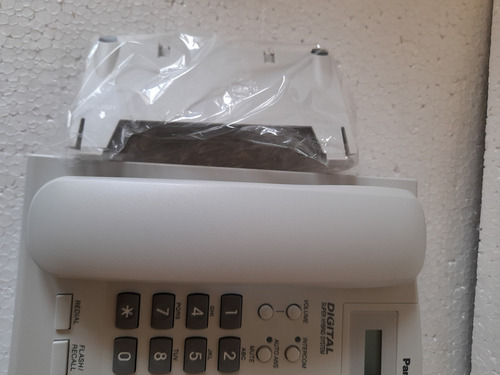 Telefone Panasonic KX-T7665 fixo