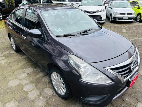 Nissan Versa 1.6 Sense Mt