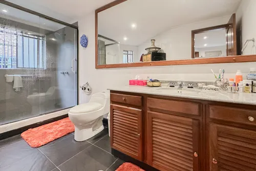 Apartamento En Venta En Los Rosales. Cod V7509