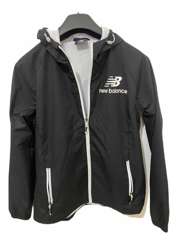 Campera New Balance Talle M