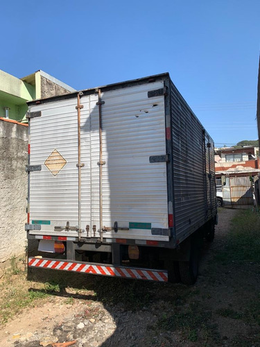 Imagem 6 de 8 de Volkswagen 7100