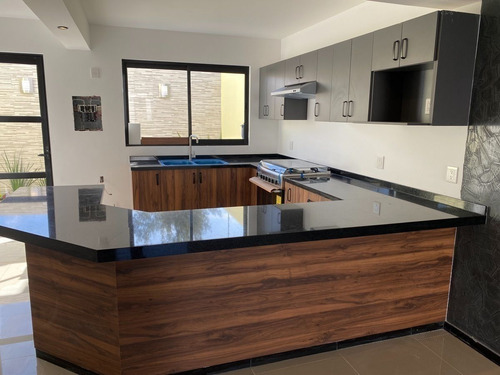 Cómoda Casa De Una Planta- Artelia, Preventa