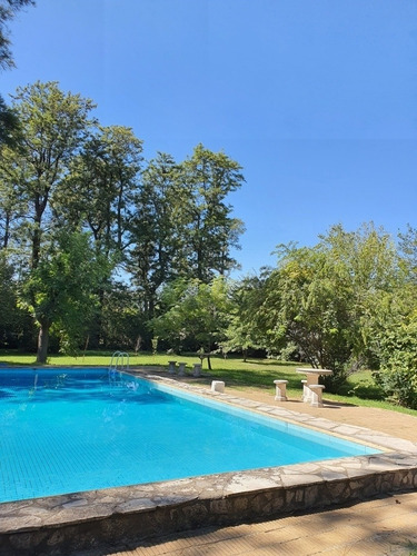 Imagen 2 de 14 de Casa Quinta En G.rodriguez- Parque, Pileta, Cancha De Paddle