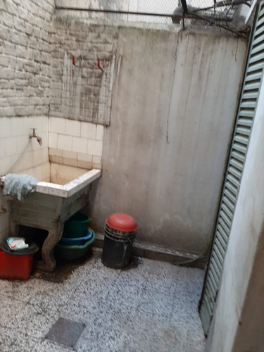 Imagen 4 de 8 de Venta Ph 2 Amb Con Cochera, A Refeccionar! Excelente Ubicación.