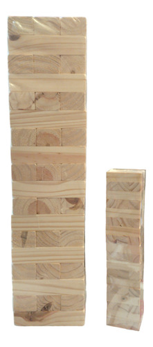 Jenga gigante de várias peças