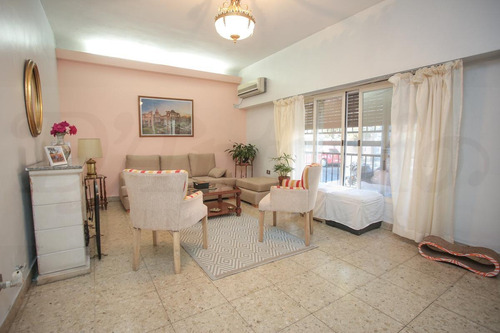 Imagen 8 de 30 de Casa Sobre Lote Propio Con 3 Dorm.y Posible Cuarto Dorm. Refaccionado- Flores