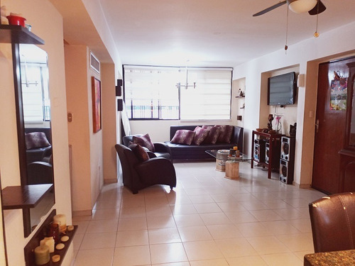 Imagen 1 de 11 de Apartamento En Alquiler En Residencias Flamingo Suite, Ubicado En La Ciudad De Barcelona.