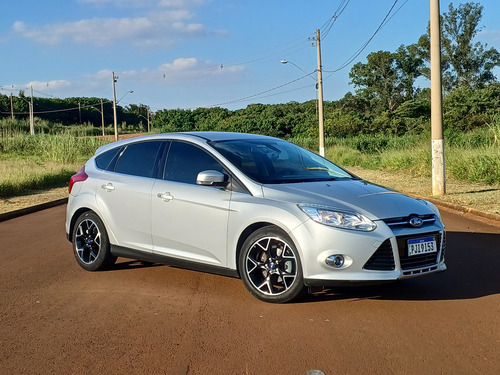 Ford Focus 2.0 Titanium Flex Powershift 5p