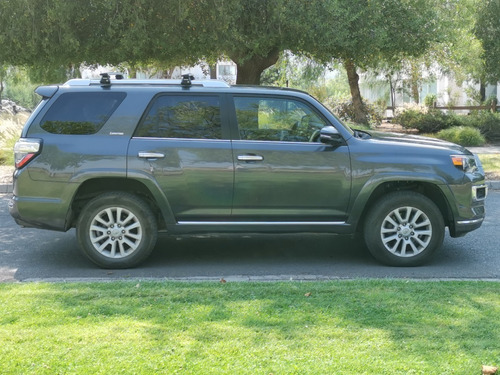 Toyota 4 Runner Limited 2019