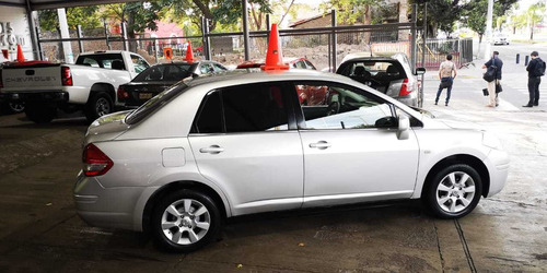 Imagen 15 de 15 de Nissan Tiida 2009 1.8 Sense Sedan At