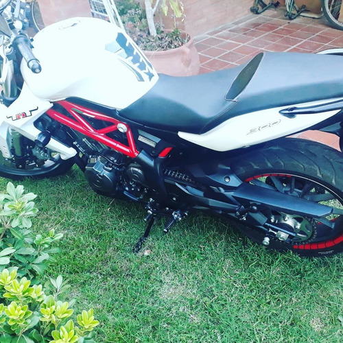 Benelli Tnt 300