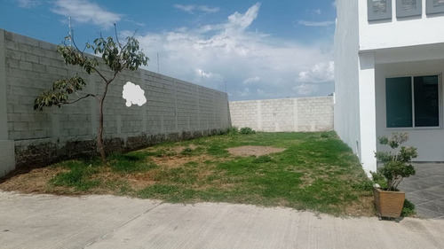 Terreno En Venta En Valle Imperial Coto Avellano