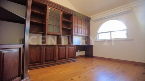 Residencia De Lujo En Venta Tepotzotlan. Un Nivel 10734