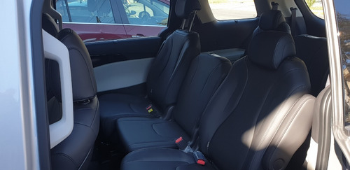 Imagen 14 de 22 de Kia Carnival Sx 2.2 A/t Crdi Prem C/techo Ld