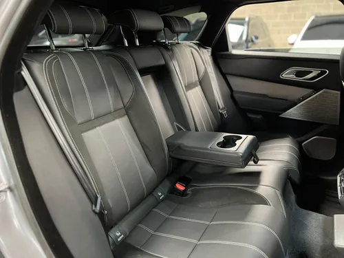 Land Rover Range Rover Velar 3.0 R-dynamic Se
