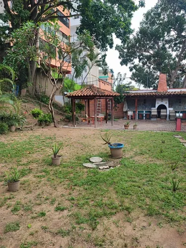 Prado Del Este (fm)