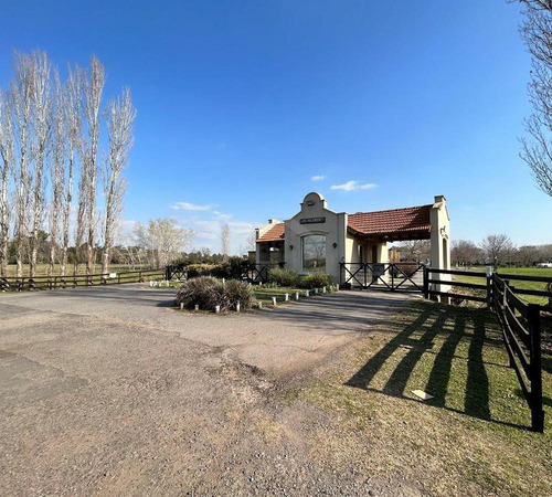 Espectacular Lote En Venta En Barrio Los Palenques, Pilar.