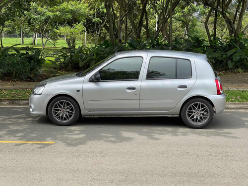 Renault Clio 2016 1.2 Styles Mecánico