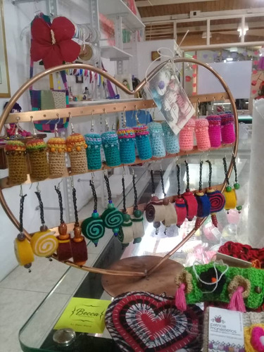 Zarcillos De Fieltro Y En Crochet En Varios Colores  