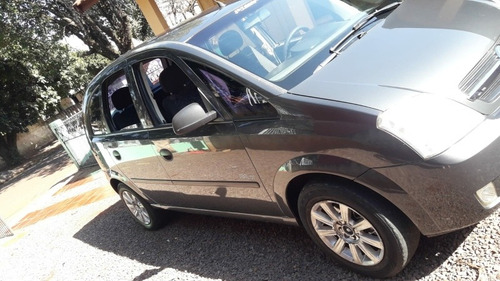Imagem 3 de 5 de Chevrolet Meriva 2004 1.8 Flex Power 5p